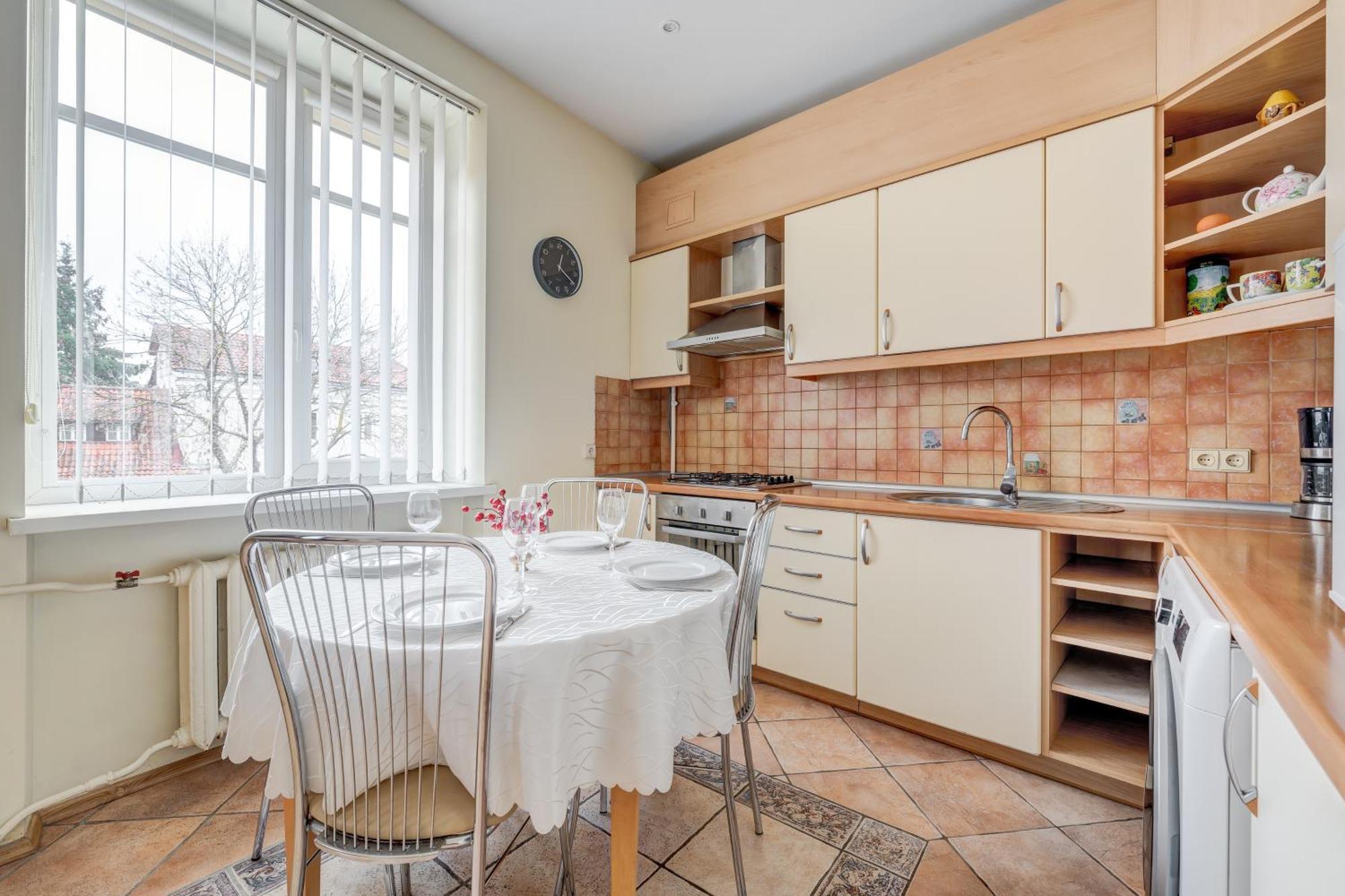 Old Town Apartment Antokolskio Вильнюс Экстерьер фото